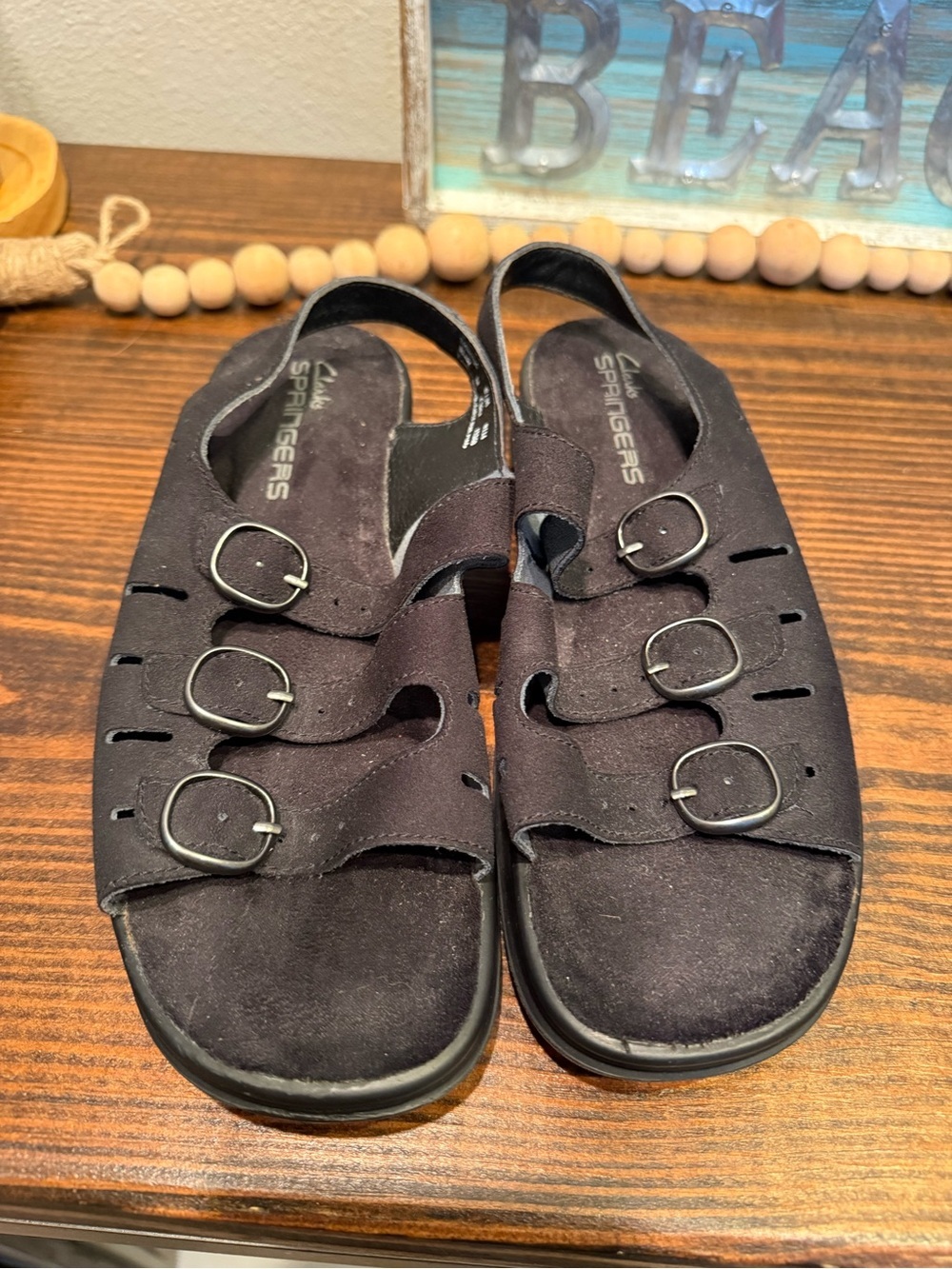 Clarks Springers Black Leather Slingback Sandals Triple Buckle Comfort Size 8.5